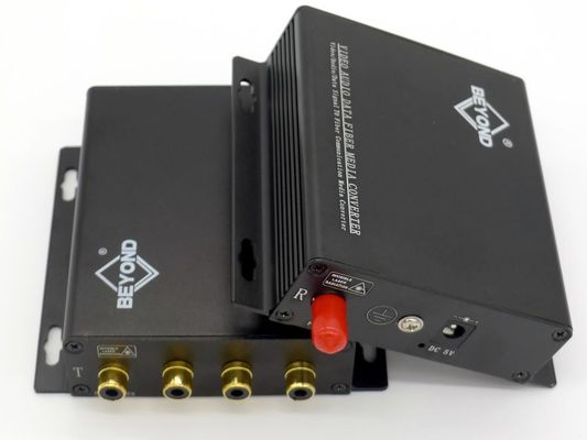 audio 4Ch al conector del audio RCA del suplemento del convertidor de la fibra óptica
